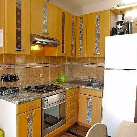 فندق 879 4*
